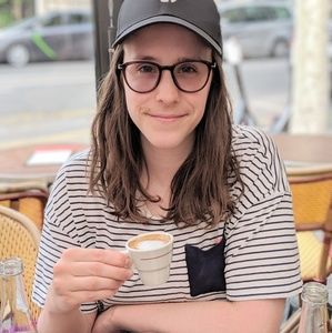 Meet your Posher, Becky